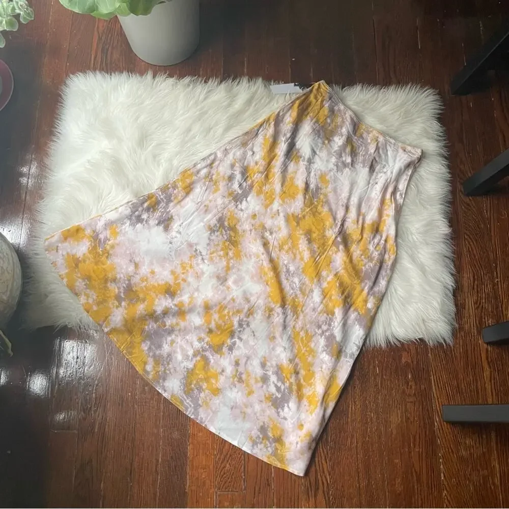 ASTR Watercolor Skirt NWT Tie Dye Nava Gold